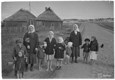 Kapteeni Pauli J.Wiro 1943, valokuvaaja. Sotamuseo. 